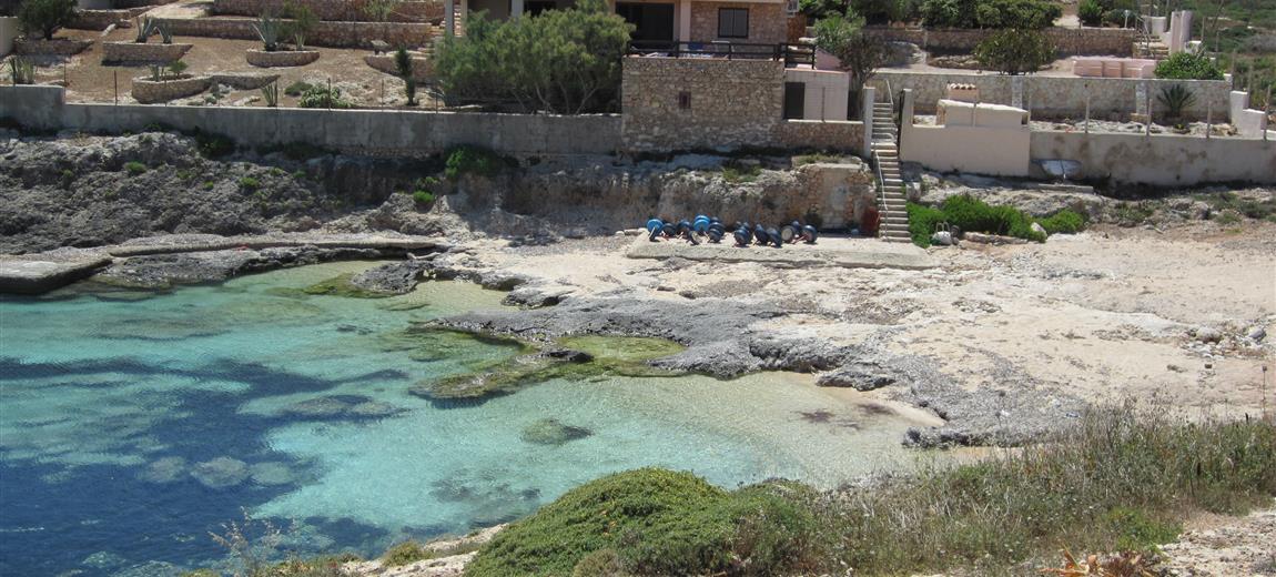Lampedusa: Splendida villa sul mare " pieds dans l'eau"