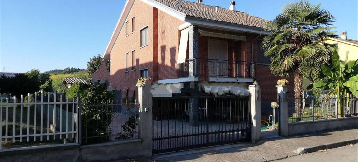 Villa bifamiliare Strada Roccanina 4, Mombello Monferrato