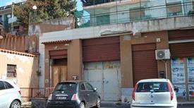 Deposito in vendita a Gravina di Catania (CT)