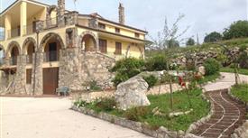 Vendesi Villa plurifamiliare via Mascioni, Castel Campagnano