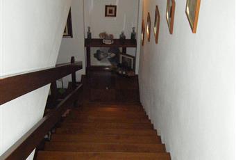 Salone interno 2 - comunicante tramite porta scorrevole a scomparsa con salone interno 1. Porta di ingresso dell'interno 2 Piemonte AL Belforte Monferrato