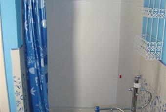 Bagno con doccia e lavatrice Umbria PG Marsciano