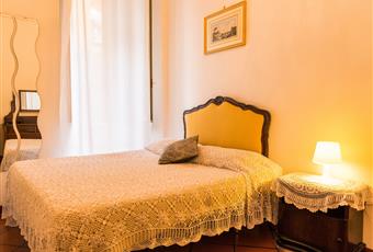 Le camere sono tutte luminose e silenziose e fresche. soffitti alti. aria condizionata in tutte le stanze Lazio RM Roma