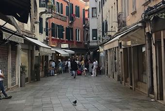 Venezia Centro Storico Affittasi uso turistico