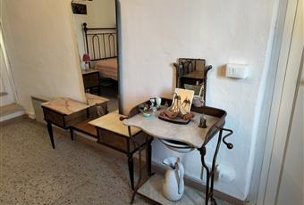 La stanza e' luminosa con bagno dedicato e mobili originali anni '60. Toscana AR Monte San Savino