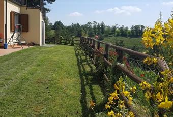 Il giardino è con erba Piemonte AL Acqui Terme