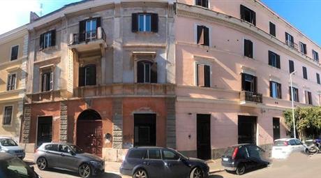 Palazzo terra cielo in vendita  a  San Lorenzo
