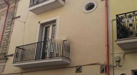 Casa Indipendente in vendita a Casalnuovo Monterotaro