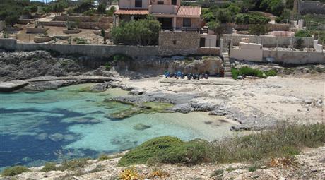Lampedusa: Splendida villa sul mare " pieds dans l'eau"