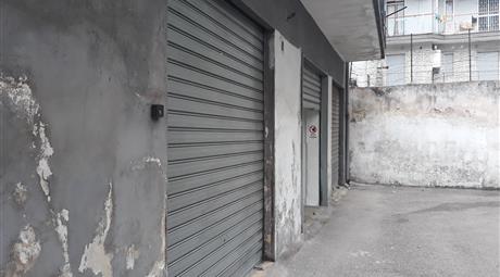 Vendesi garage in Via Giuseppe verdi 41 a Taranto (TA)