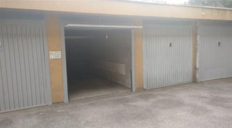Garage, Posto Auto in Vendita in Via XXV Aprile 4 a San Giuliano Milanese
