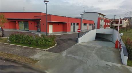 Garage, Posto Auto in Vendita in Via Orsa Maggiore 1 a Fontanafredda € 22.000