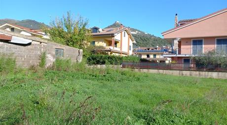 Terreno edificabile in Vendita in Via Oreste Granozio a Giffoni Valle Piana