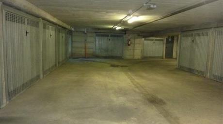 Vendesi garage in Via Calatafimi a Parma (PR)
