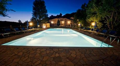 Appartamento  indipendente con piscina in Borgo privato 140.000 €